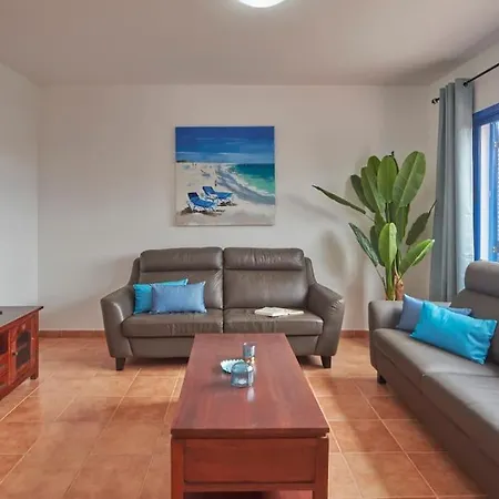 Maria Del Mar 2 Minutes To Supermarkets, 10 Minutes To Marina Rubicon, Pool, High Speed Wifi Дом отдыха