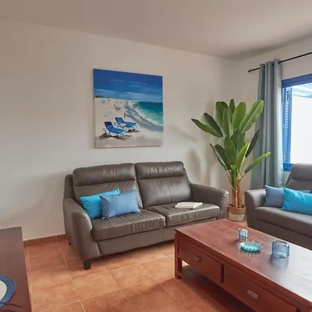 Maria Del Mar 2 Minutes To Supermarkets, 10 Minutes To Marina Rubicon, Pool, High Speed Wifi Дом отдыха Коста Бланка