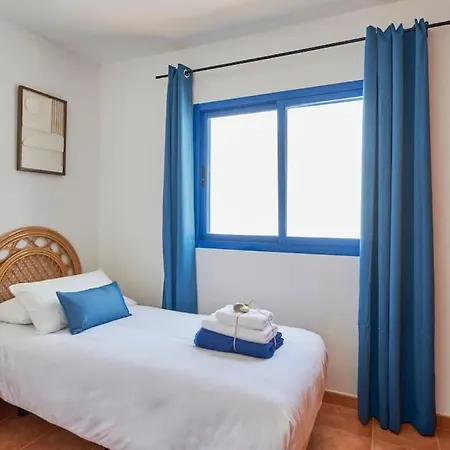 Maria Del Mar 2 Minutes To Supermarkets, 10 Minutes To Marina Rubicon, Pool, High Speed Wifi Дом отдыха *