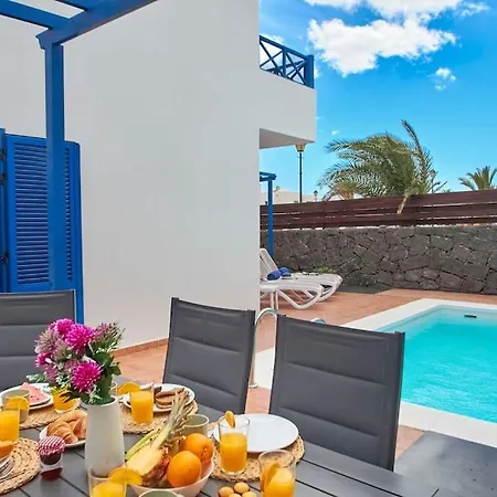 Maria Del Mar 2 Minutes To Supermarkets, 10 Minutes To Marina Rubicon, Pool, High Speed Wifi Дом отдыха